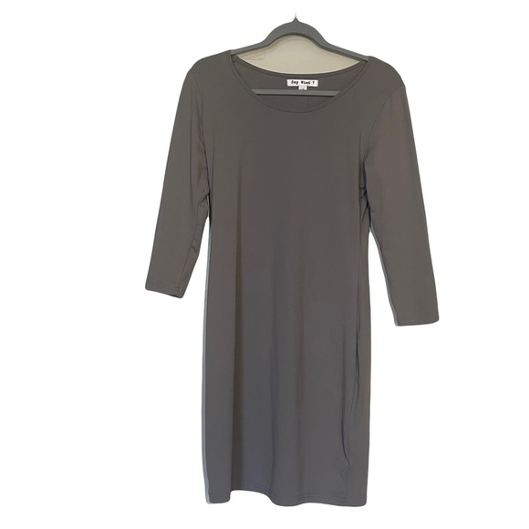 Say What? Gray form fitting dress 3/4 quarters length sleeves size Large - Picture 1 of 6